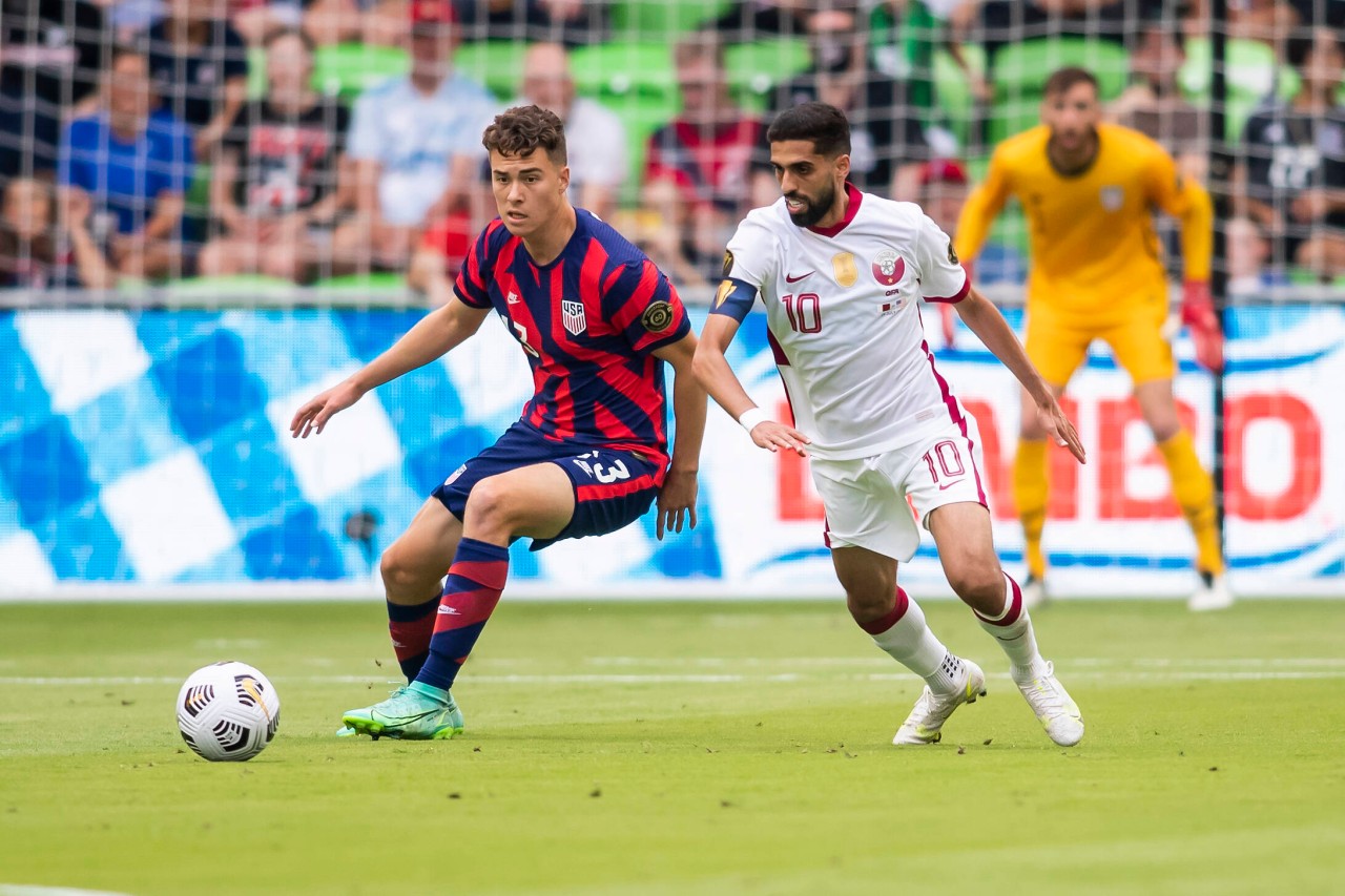 FC Schalke 04: Matthew Hoppe besiegt mit den US Boys Katar und zieht ins Finale ein.
