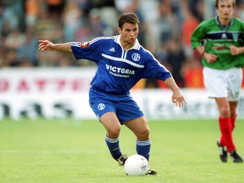 Mit nur 16 Jahren kam Tamás Hajnal 1997 zu Schalke. Was die wenigsten wissen: Der Ungarn lief acht Mal für die Knappen auf. 
