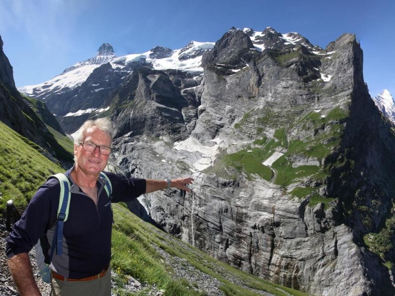 Noch in den 80er Jahren erstreckte sich der Grindelwalder Obergletscher bis ins Tal, erinnert sich Bergführer Hans Schlunegger.