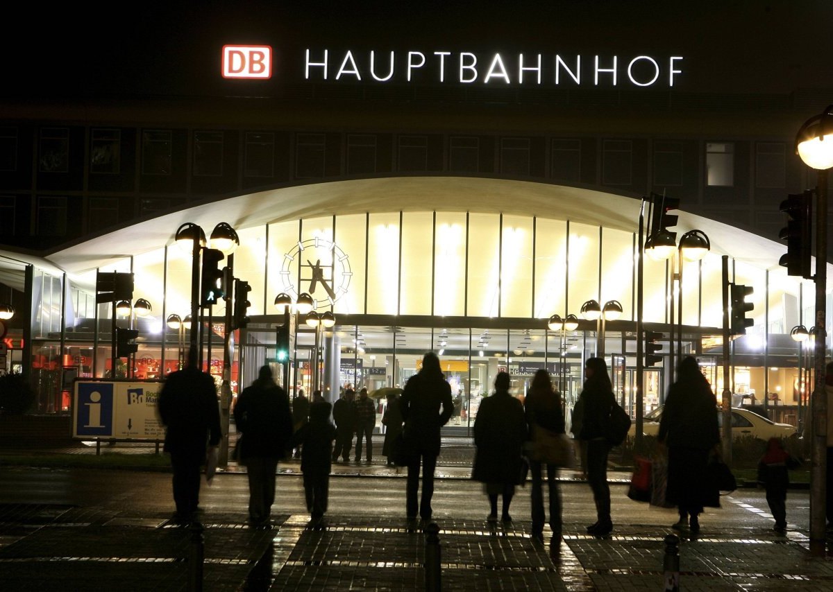 Hauptbahnhof Bochum.jpg
