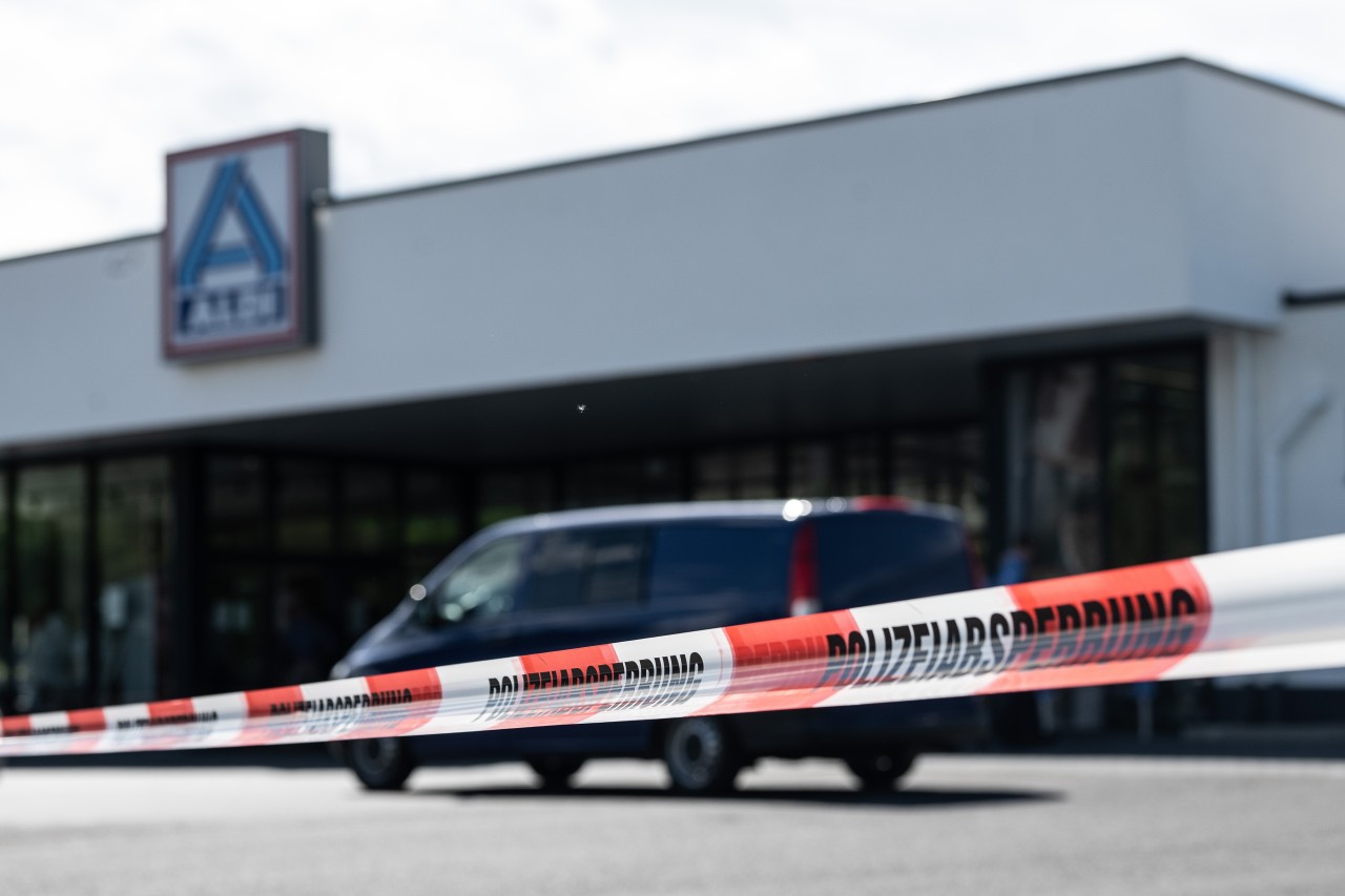 Hessen: In einer Aldi-Filiale in Schwalmstadt sind zwei Menschen ums Leben gekommen. (Symbolbild)