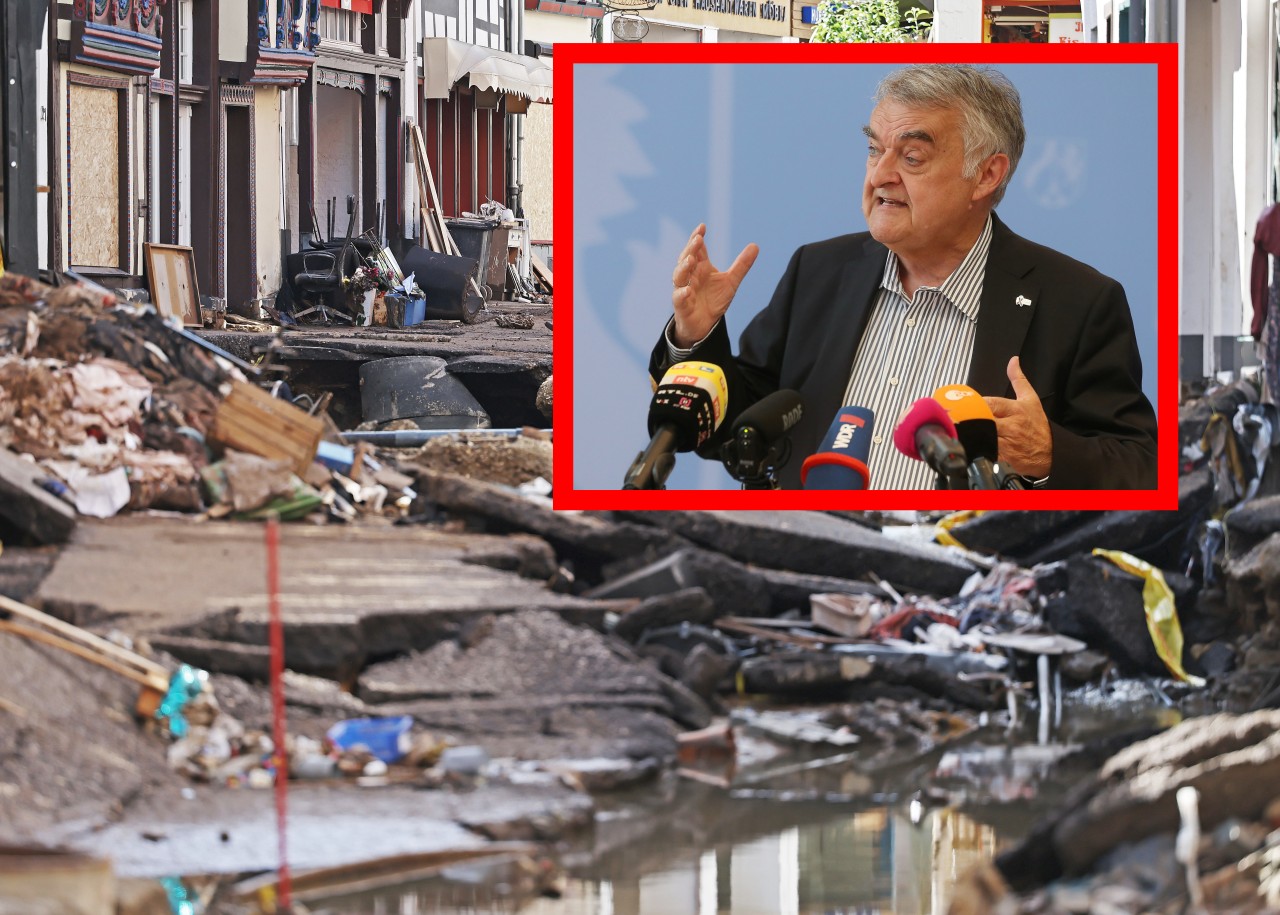 Hochwasser in NRW: Innenminister Reul verteidigt die Behören. Anwohner sollen zum Teil ihre Häuser nicht schnell genug verlassen haben.