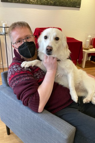 Christian mit seinem Hund Flocke.