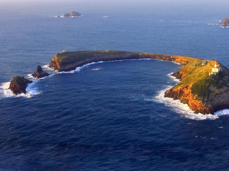 Hauptinsel von Columbretes: Wie ein Hufeisen sieht die Illa Grande aus.