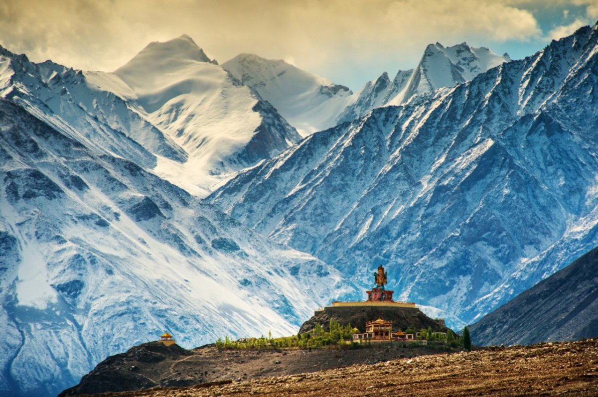 Ladakh Kloster Himalaya.jpg