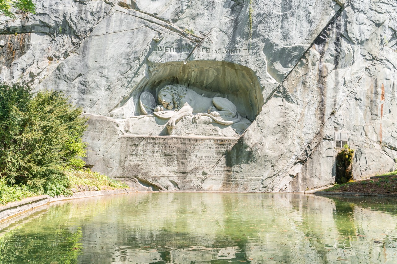 Eines der Wahrzeichen Luzerns, das Löwendenkmal, feiert sein 200-jähriges Jubiläum.
