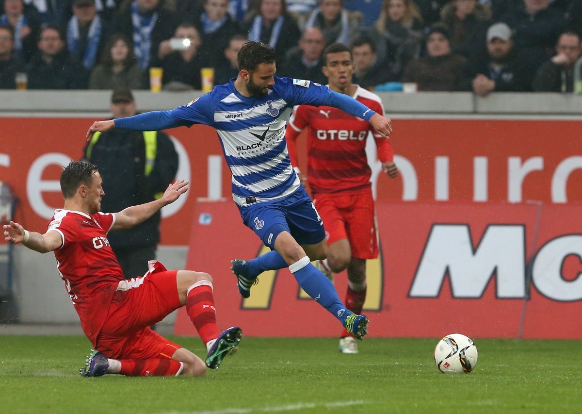 MSV-Duisburg-Tim-Albutat.jpg