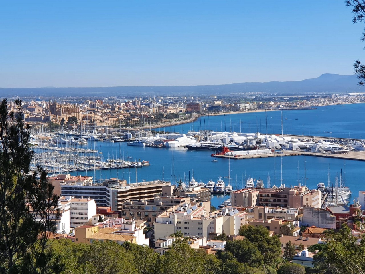 Die spanische Ferieninsel Mallorca ist laut Bundesaußenministerium kein Corona-Risikogebiet mehr.