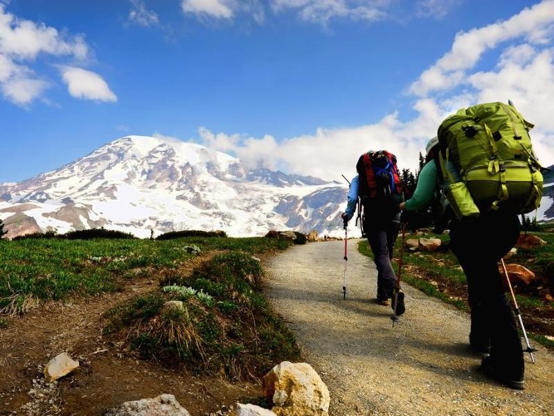 Routen für fast jede Kondition: Im Mount Rainier National Park finden Gipfelstürmer ebenso wie Spaziergänger einen passenden Wanderweg.