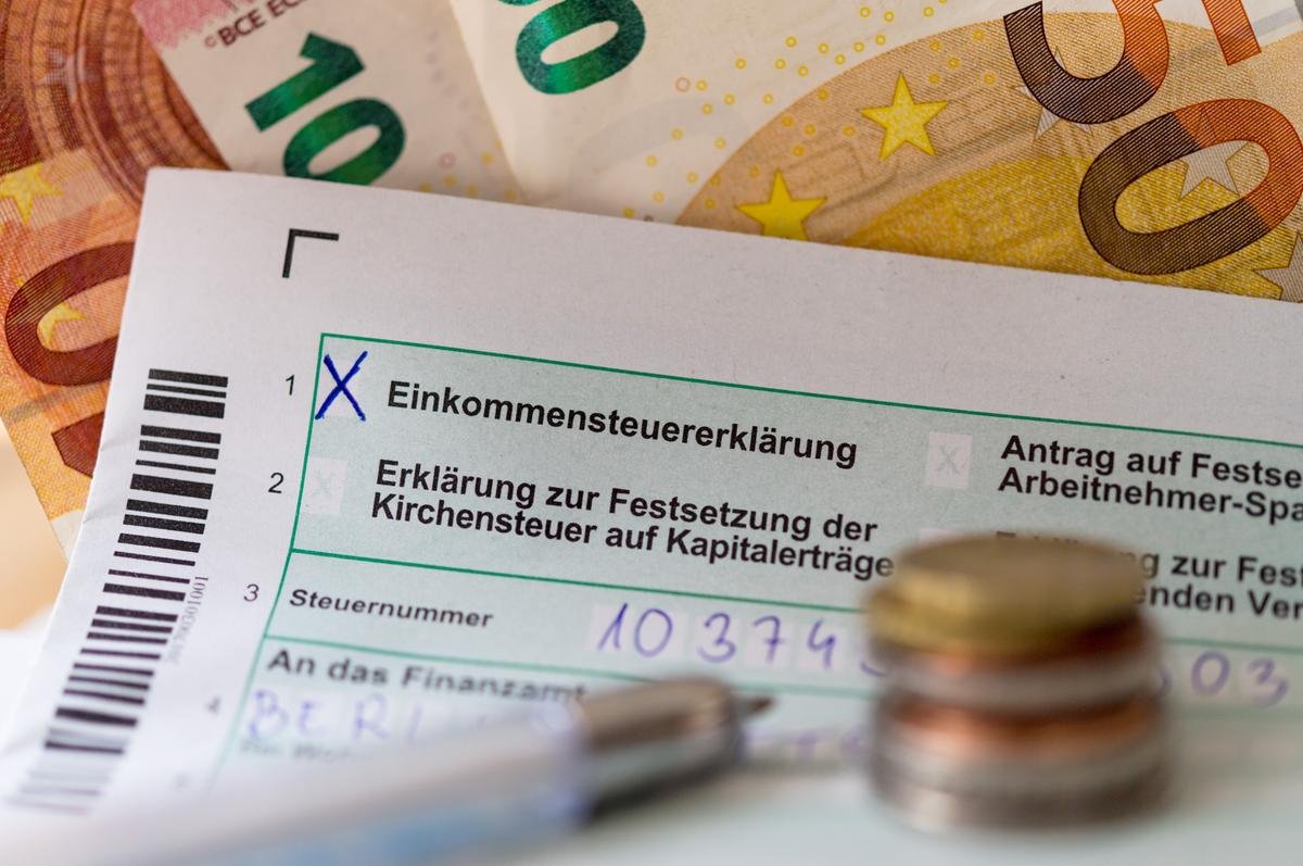 NRW-Finanzbeamter-Steuer.jpg