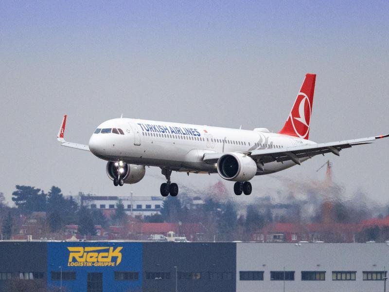 Nach dem Willen des Staatspräsidenten Recep Tayyip Erdoğan soll die Turkish Airlines künftig "Türk Hava Yolları" heißen.