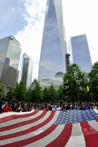 Besucher am Ground Zero.