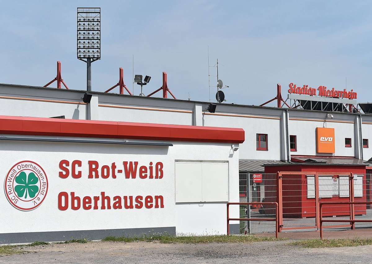 Rot Weiss Oberhausen.jpg