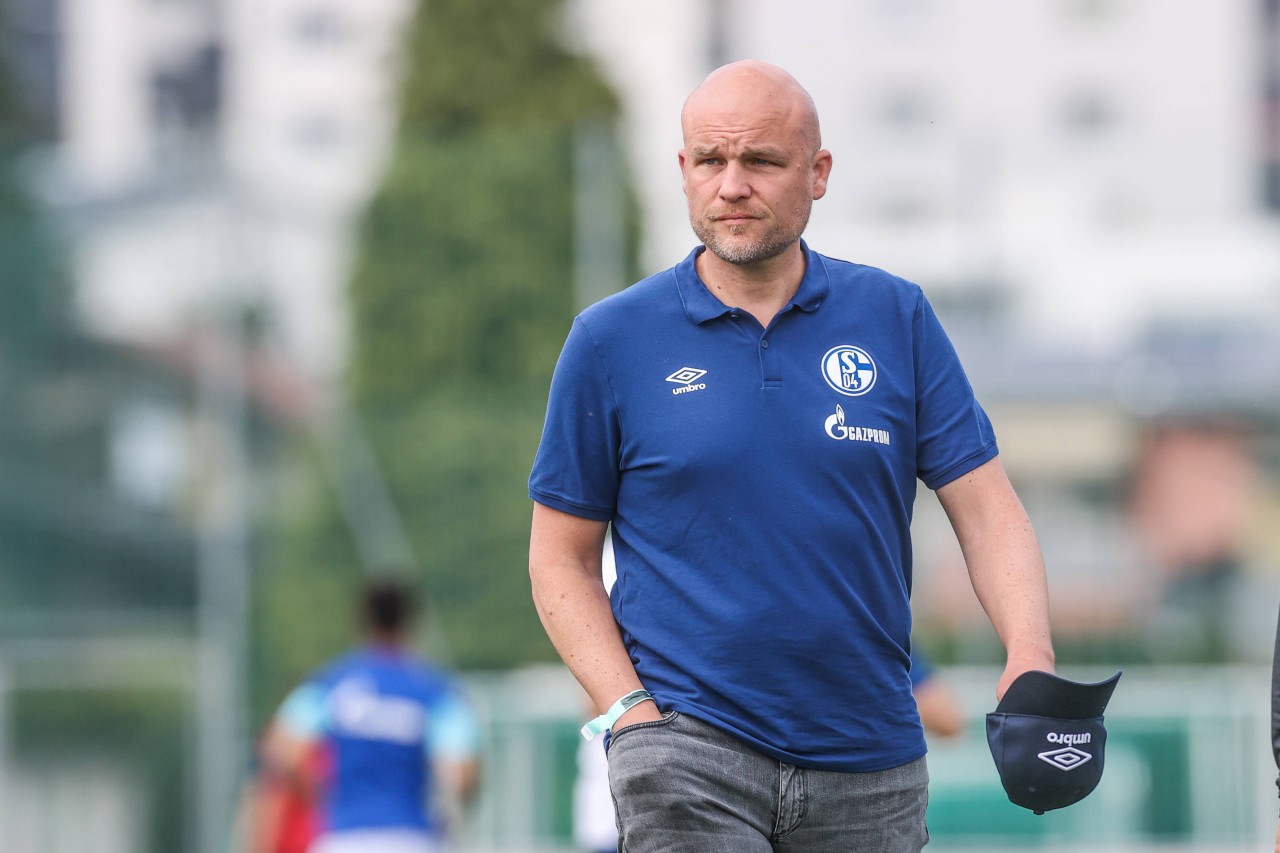FC Schalke 04: Sportdirektor Rouven Schröder äußert sich zu Matthew Hoppe.