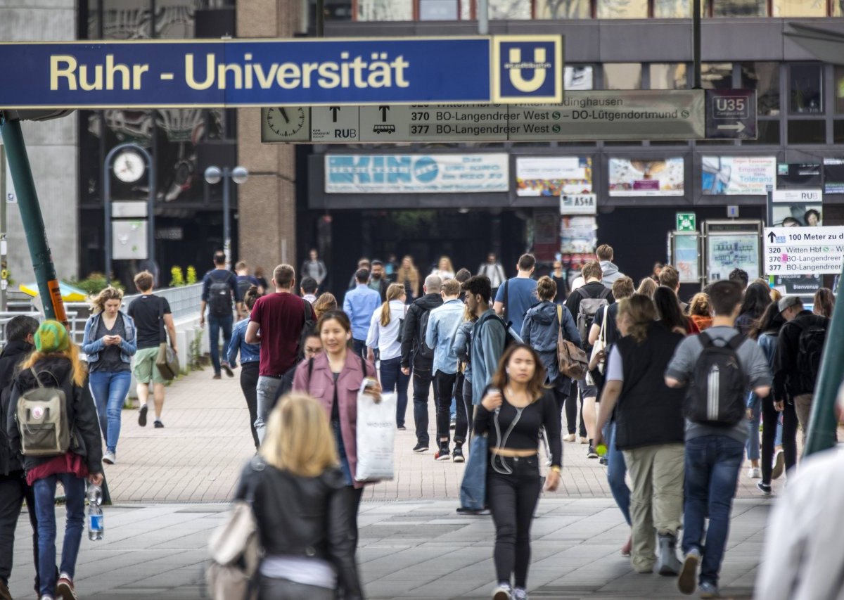 Ruhr-Universitaet Bochum.jpg