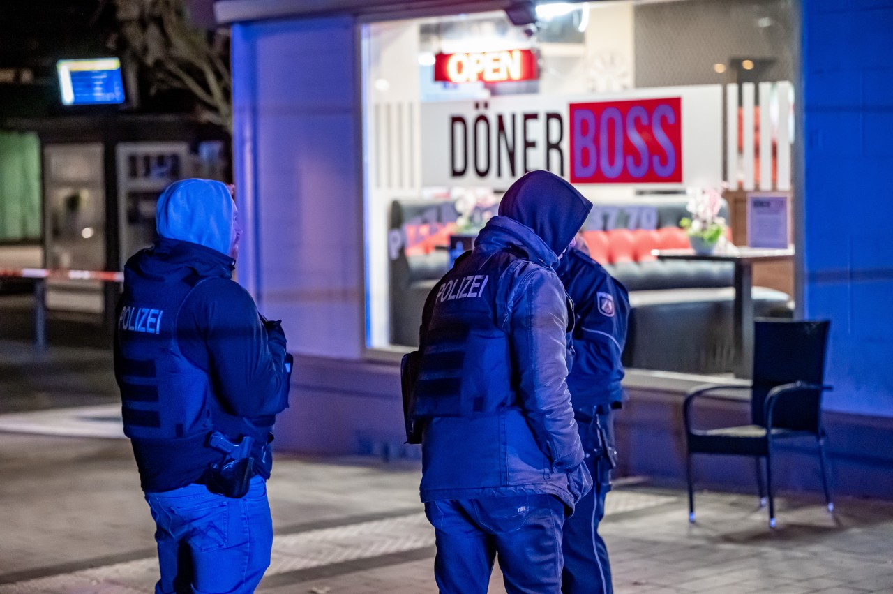 Sauerland: Eine Mordkommission ermittelt nach einem Überfall auf eine Döner-Bude in Plettenberg.