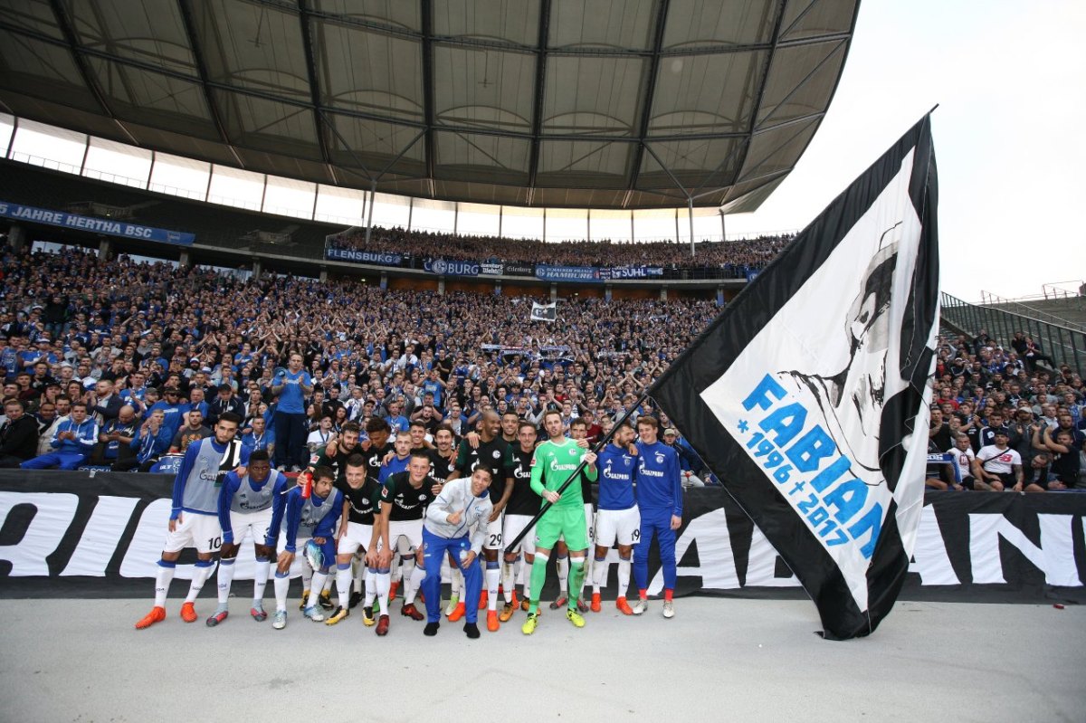 Schalke Fan S04.jpg