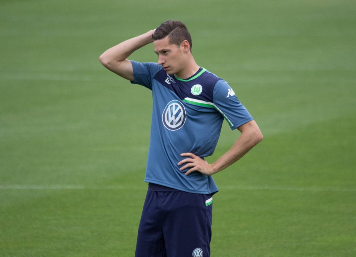 Schalke-Wolfsburg-Julian-Draxler.jpg