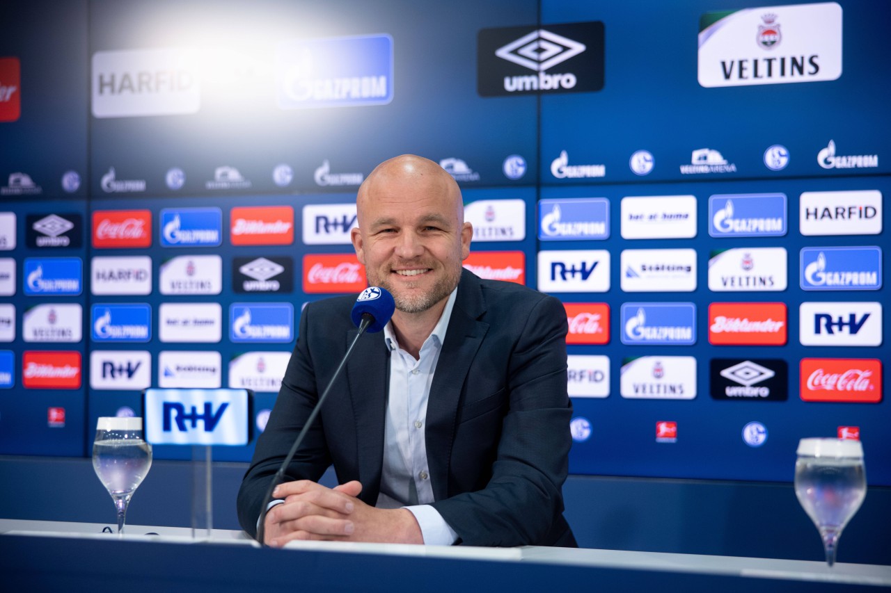 Rouven Schröder krempelt Schalke um.