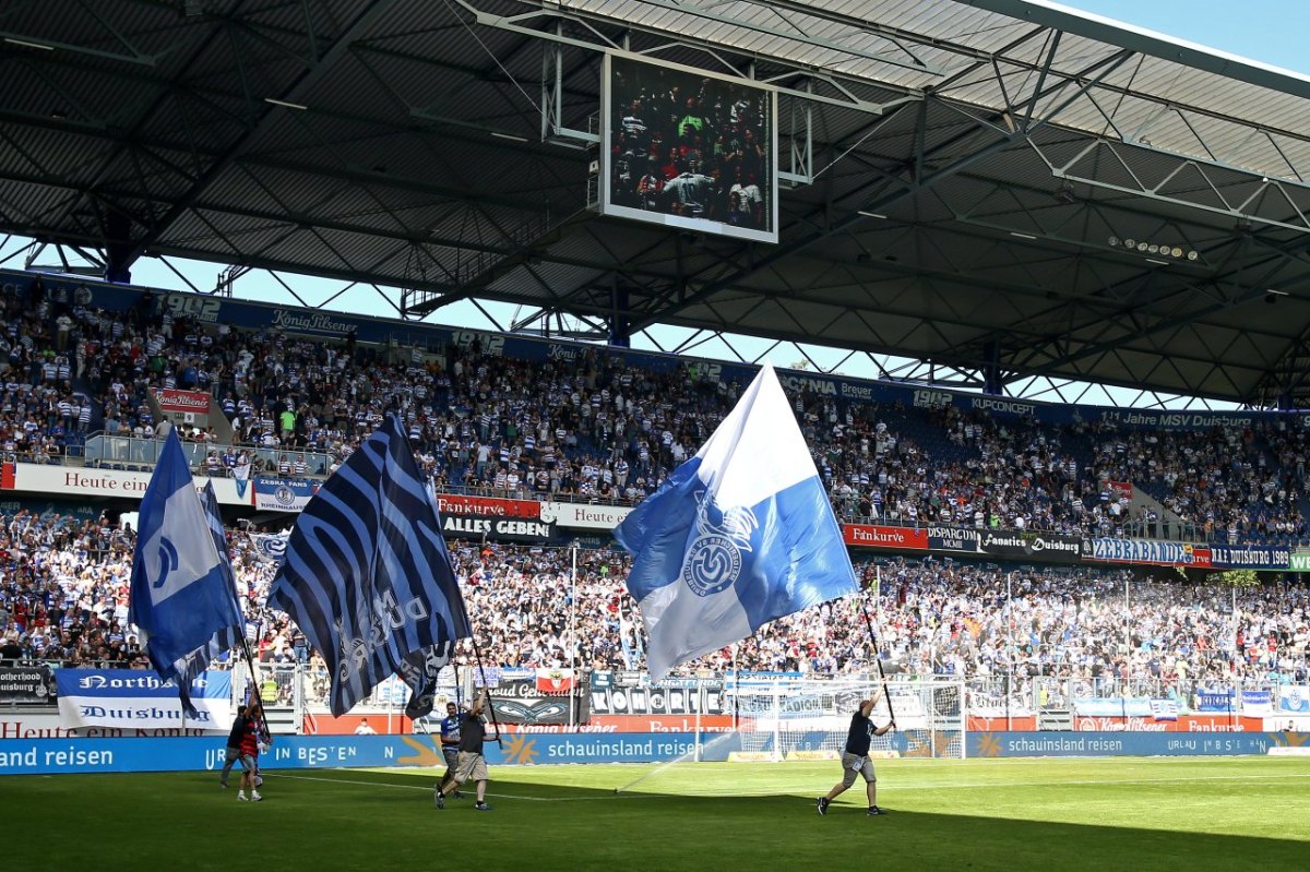 Stadion Duisburg.jpg