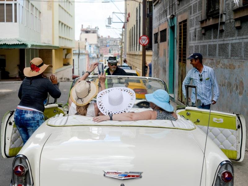 Straßenszene in Havanna: Ab November werden Reisen nach Kuba wieder einfacher möglich sein.