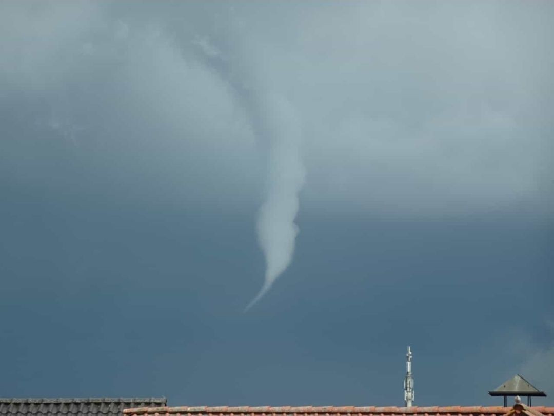Wetter in NRW: In Borken gab es sogar einen Tornado zu sehen!