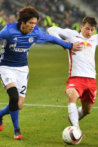 Das Comeback des Jahres:
Unfassbare 18 Monate dauerte die Leidenszeit von Atsuto Uchida. Sogar über ein Karriereende dachte der Schalker Außenverteidiger nach. Umso mehr freute sich die Schalker über das Comeback des sympathischen Japaners beim Europa-League-Spiel gegen Salzburg am 8. Dezember. Willkommen zurück, Uchi!