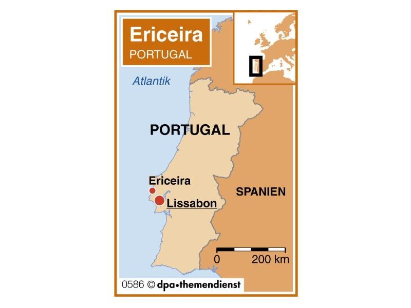 Nach Ericeira geht es von Lissabon aus mit dem Bus. Die Fahrt dauert etwa eine Stunde.