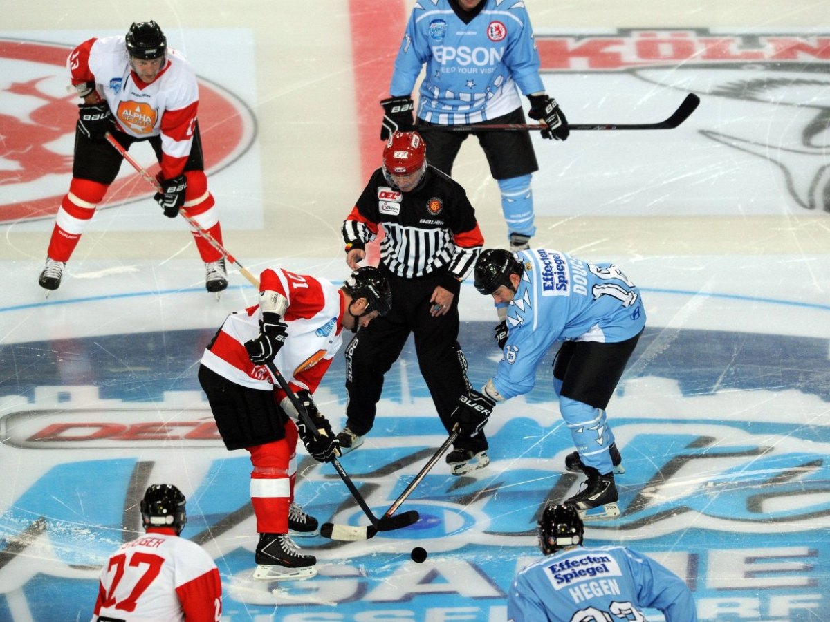 Wintergame Düsseldorfer EG Kölner Haie.jpg