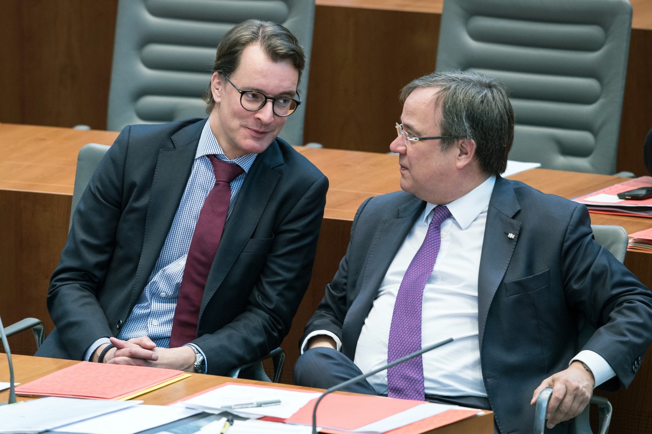 Hendrik Wüst neben Armin Laschet. Wird er sein Nachfolger als NRW-Ministerpräsident.