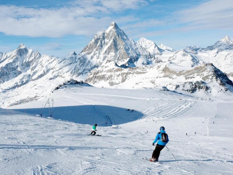 Zermatt ist eines der größten und höchstgelegenen Skigebiete der Alpen.