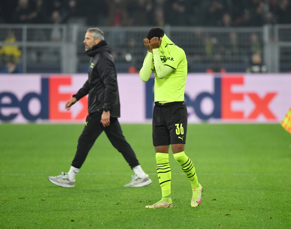 Bei Borussia Dortmund hat Ansgar Knauff (r.) unter Marco Rose (l.) einen schweren Stand.