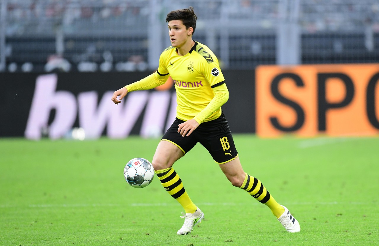 Bei Borussia Dortmund konnte sich Leonardo Balerdi bislang nicht durchsetzen.