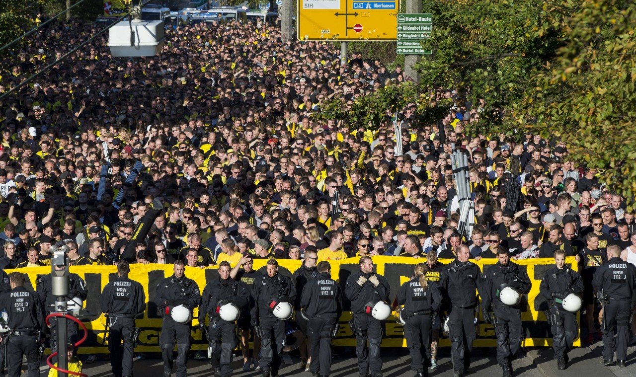 Fanmärsche sind nicht nur bei Borussia Dortmund ein Hingucker.