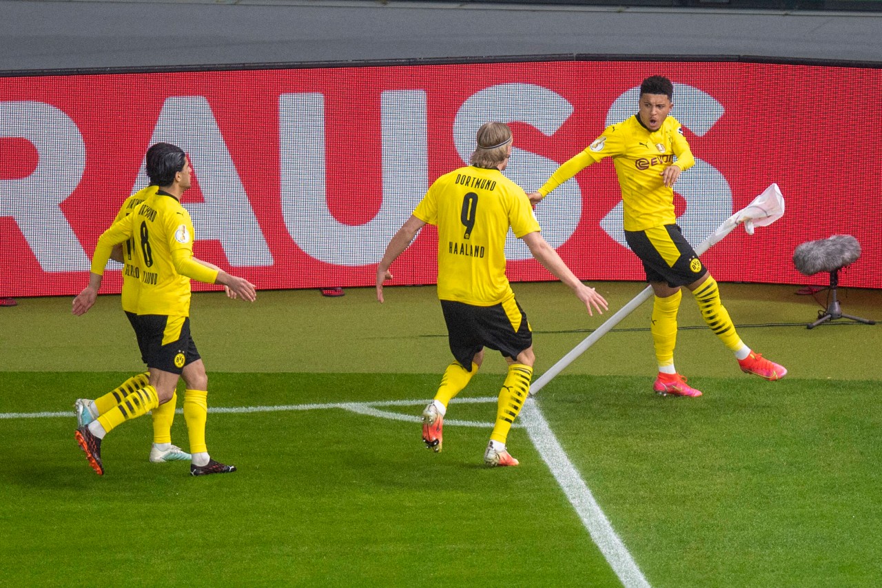 BVB gegen RB Leipzig live: Jadon Sancho bringt den BVB in Front.