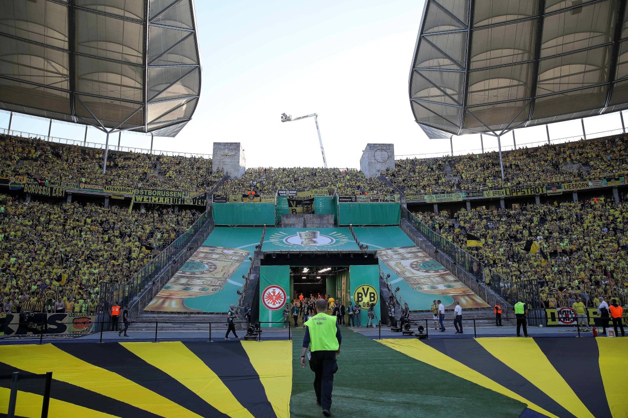 Leere statt pickepackevolle Kurve – Borussia Dortmund muss im Pokalfinale ohne seine berühmten Fans auskommen.