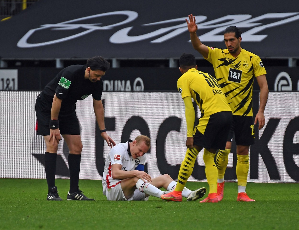 Nach seiner Zeit bei Borussia Dortmund wurde Sebastian Rode mehr denn je von Knieproblemen gequält.