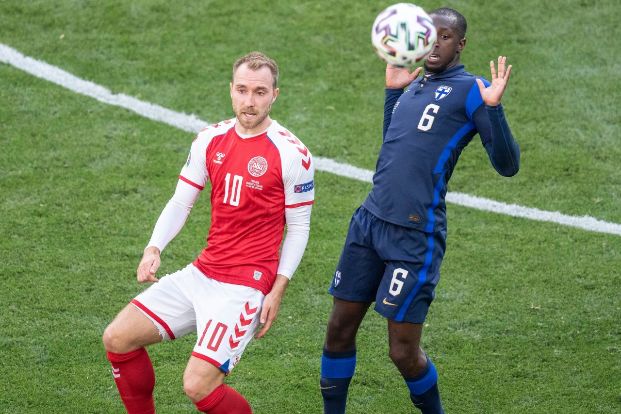 Christian Eriksen ging bei der EM 2021 im Spiel zwischen Dänemark und Finnland plötzlich zu Boden.