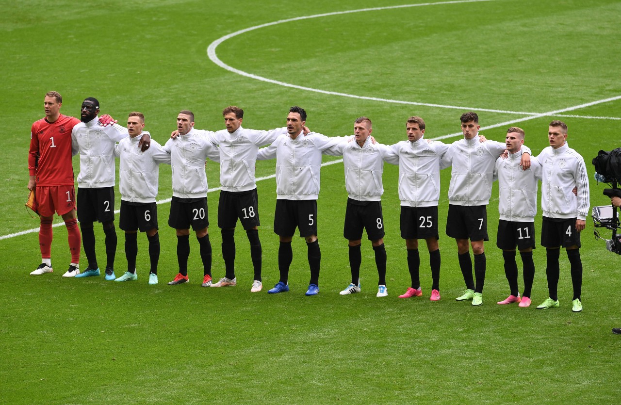 Bei der deutschen Nationalhymne wurde das DFB-Team in Wembley massiv ausgebuht.