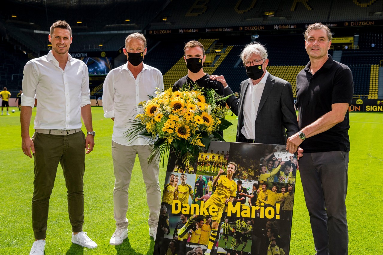 Maske, Blumenstrauß und Händedruck im leeren Stadion – beim BVB hatte Mario Götze keine Zukunft mehr.