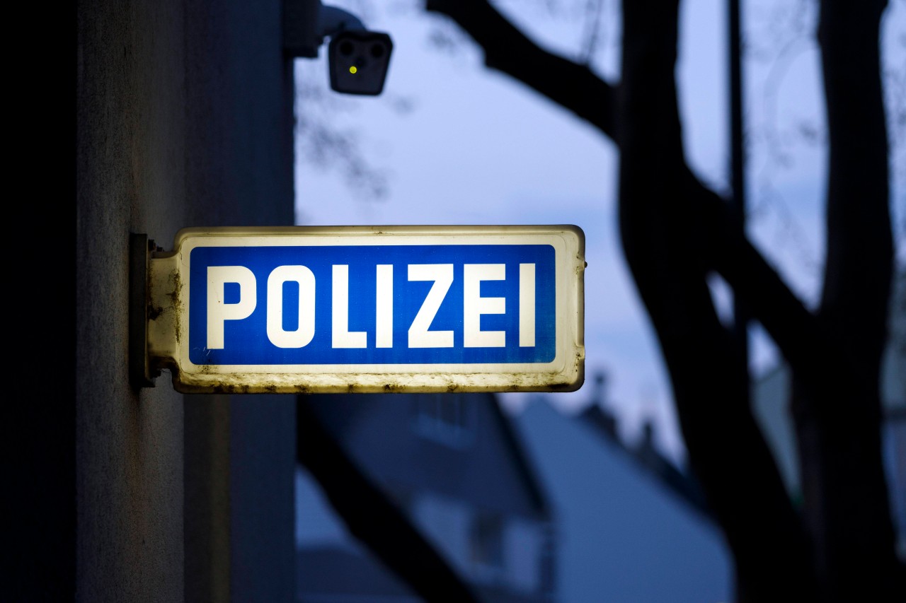 Die Polizei Dortmund stellte den Betrunkenen schnell. (Symbolbild)