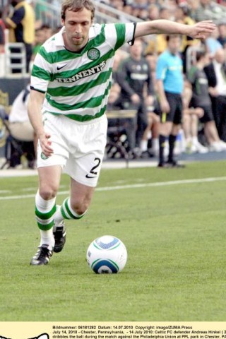 Andreas Hinkel spielt seit Januar 2008 in der schottischen Premier League bei Celtic Glasgow. Mit Bordon verbinden ihn vier gemeinsame Jahre beim VfB Stuttgart. 2003 wurden die beiden Abwehrspieler mit den Schwaben Vizemeister und sorgten anschließend in der Champions League für Aufsehen. 