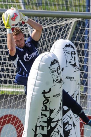Ralf Fährmann geht als Verlierer aus dem Torwart-Dreikampf bei Schalke.