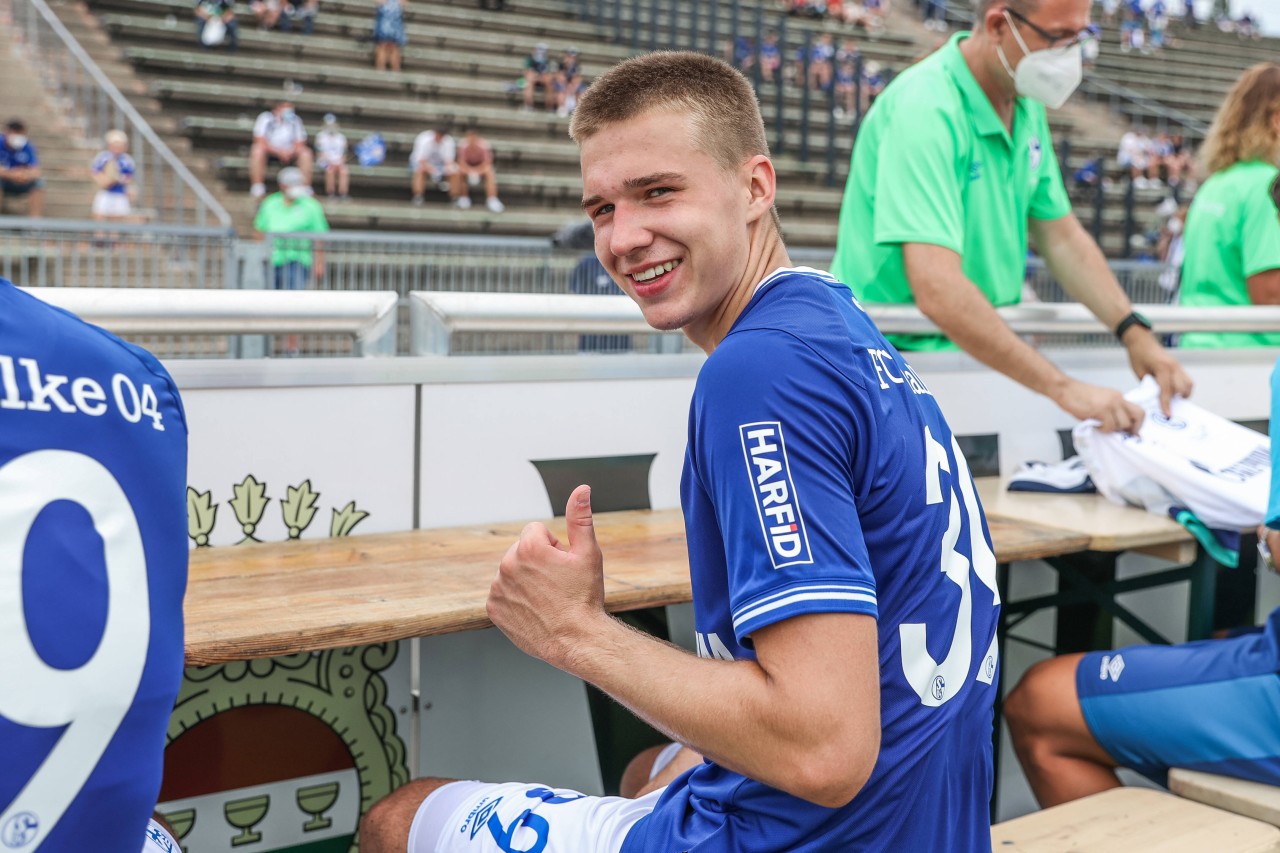 Yaroslav Mikhailov freut sich über sein kurzes Gastspiel auf Schalke.