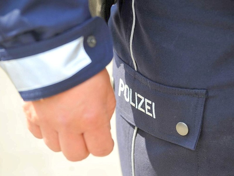 Neue Polizeiuniformen am Montag, 09.07.2012 in Recklinghausen. Im Polizeipräsidium stellte die Polizei die neue Dienstuniform vor.Foto: Joachim Kleine-Büning/WAZ FotoPool