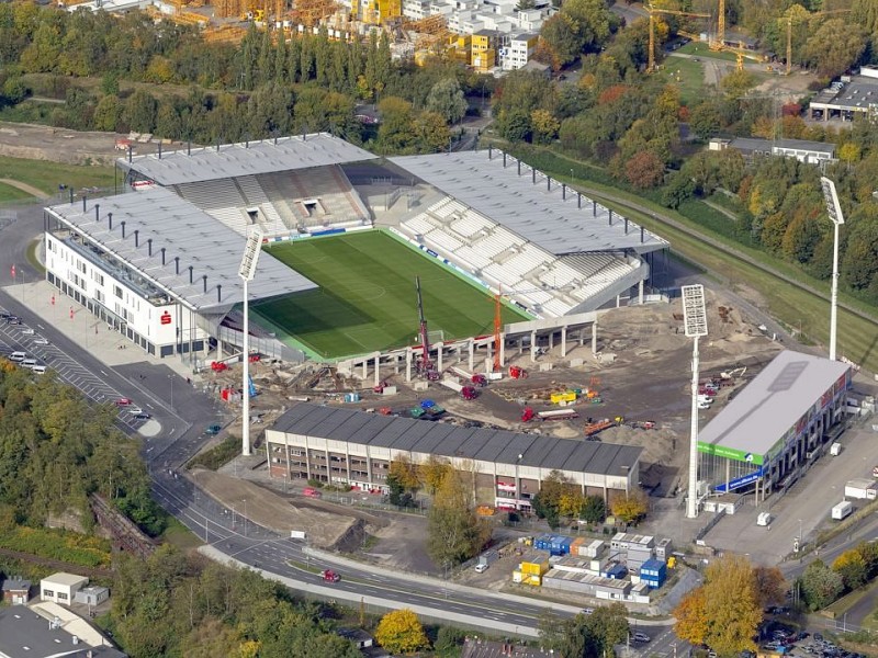 Luftbild, Neubau Rot-Weiss-Essen Stadion an der Hafenstrasse,  Essen, Ruhrgebiet, Nordrhein-Westfalen, Deutschland, Europa