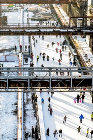 Zu der Eröffnung der Eisbahn auf der Zeche Zollverein kamen trotz der niedrigen Temperaturen jede Menge Eislauffreunde.