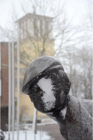 Schneebilder aus Rees, Stadtgarten, Innenstadt, Kirche, 7.12.2012Foto: Konrad Flintrop / WAZ FotoPool