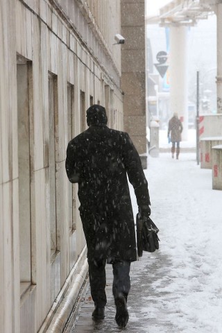 Auch in Düsseldorf schneite es am Freitag. Foto: Stefan Arend / WAZ Fotopool