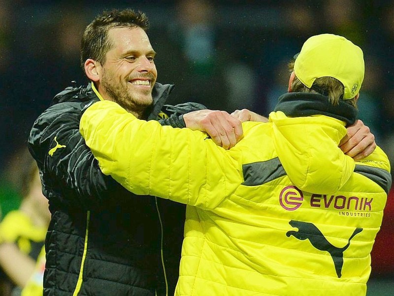 Borussia Dortmund hat den Anschluss an Bayer 04 Leverkusen souverän gewahrt.